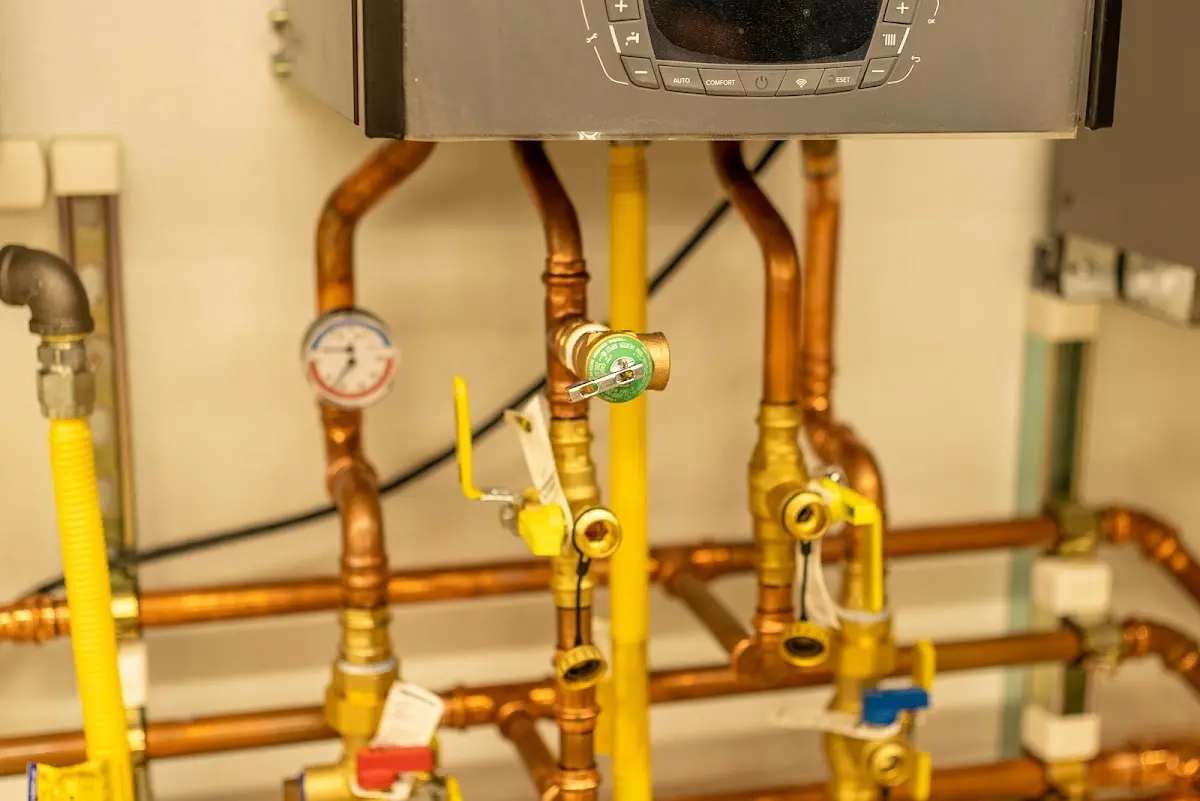 Licensed technician providing Slab Leak Repair for a homeowner in Buena Vista